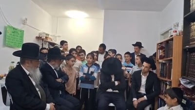 "הלב שבור, הנשמה חיה": ילדי 'אור גאון' בלימוד משניות בבית חברם ז"ל, שנהרג בתאונה מחרידה"