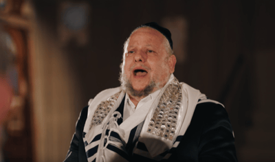 היסטורי: היצירה המרגשת חודשה בביתר עילית בניצוחו של החזן העולמי הלפגוט
