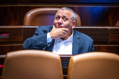 איזנקוט במתקפה חריפה על נתניהו: "לא ראוי לתפקידו ולא ראוי להנהיג את העם"