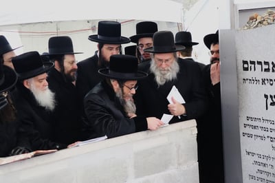 הרבי מסקולען לייקווד על ציונו של אביו זצ"ל