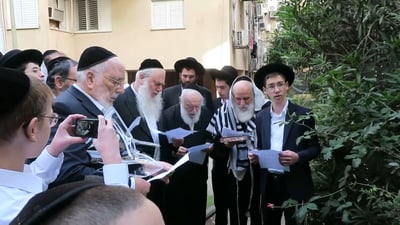 ונשמרתם מאוד לנפשותיכם; חבר המועצת סירב לצאת לברכת האילנות עד יעבור זעם