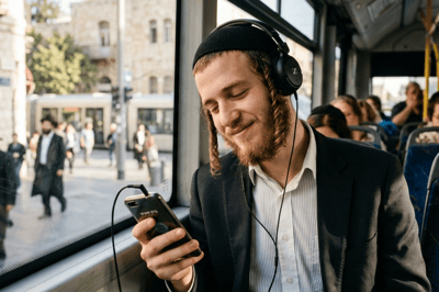 המוזיקה מתעוררת ואילו הסינגלים החדשים שאסור לכם לפספס // ביקורת מוזיקה