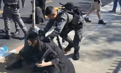 בשעות אלו: מחאות במספר מוקדים נגד התוכנית למעצר 19 בני ישיבות | צפו