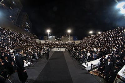 הכנסת ספר תורה בסערט ויז'ניץ