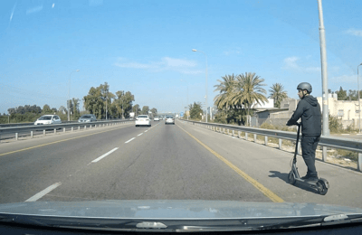 הטרגדיה במרכז הארץ: "זה רק עמוד" אמר הנהג - ודרס למוות רוכב קורקינט