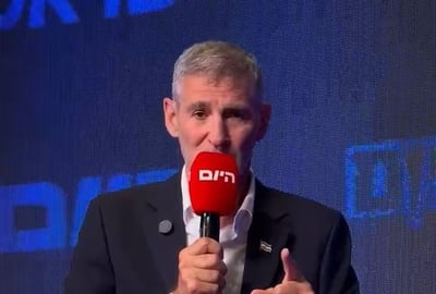 "ואם זה היה בפריז?" יאיר גולן מזועזע שהעיפו כיפה לפעיל שלו - צפו