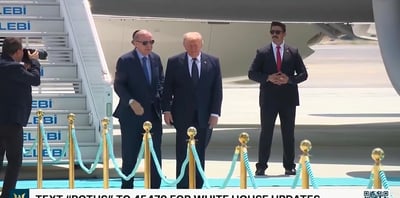 אוחזים ידיים: טראמפ נחת באנקרה והתקבל על ידי ארדואן | תיעוד