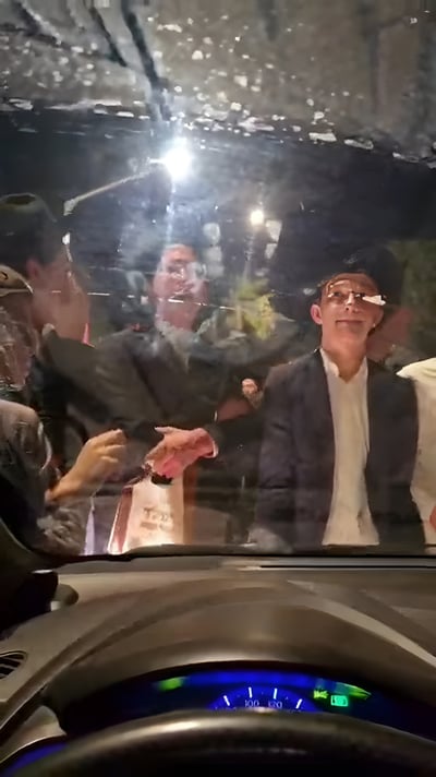 "רוצח הנשמות, רשע מרושע": מתקפה פראית ומחוצפת בלב העיר החרדית