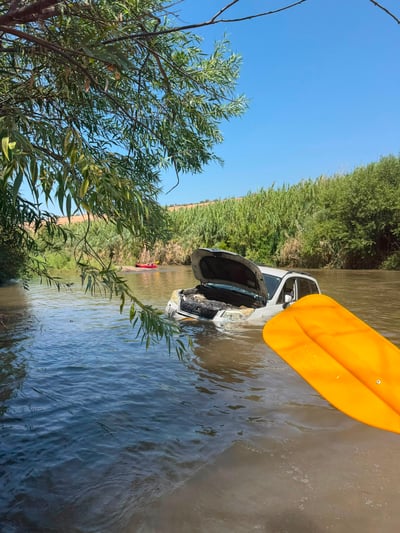 הרכב במימי הירדן