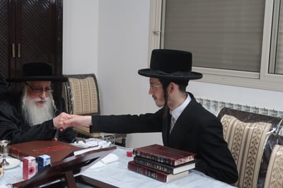 האדמו"ר מזידטשוב בביקור אצל האדמו"ר מצאנז