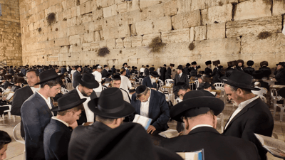 זעקה לרפואת 'הנכדה של': מעמד תפילה מרגש בכותל