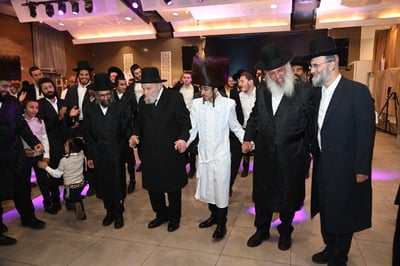 שמחת נישואי נכד רבי עוזיהו אלכורת 