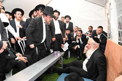 ניחום אבלים אצל רבי אליהו מאיר פייבלזון