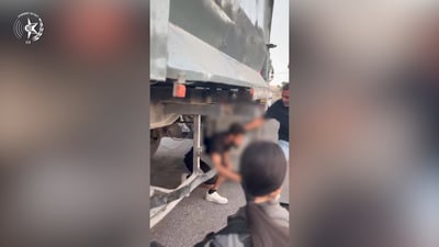 בדופן כפולה של משאית: 16 שוהים בלתי חוקיים נתפסו