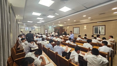 התלמידים בישיבת אורייתא