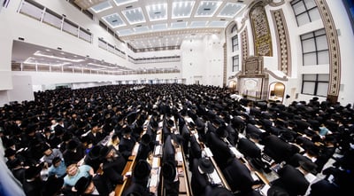סליחות ראשונות בחצה"ק באבוב 45