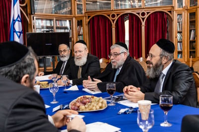 הסכם היסטורי: 'אתרא קדישא' והוועידה הרבנית יפעלו יחד