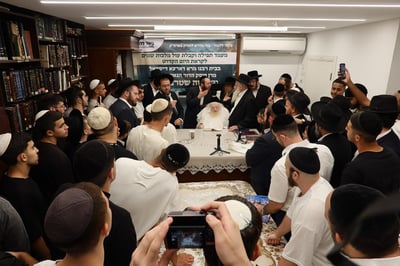 המעמד במעונו של מרן הגר"מ שטרנבוך שליט"א