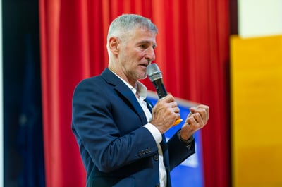 יו"ר מפלגת הדמוקרטים יאיר גולן
