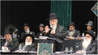 הגר"י רצאבי בהקבלת פני רבו: "העריקים האמיתיים הם החילונים"