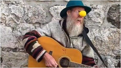 סרטון מרהיב: אלפי יהודים בכותל בחול המועד סוכות