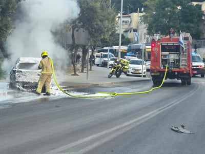 זירת הפיצוץ בשכונת ארמון הנציב, הבוקר