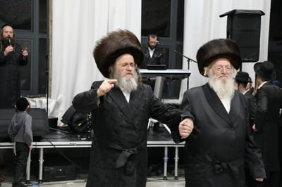 שמחת בית השואבה בחצר דינוב
