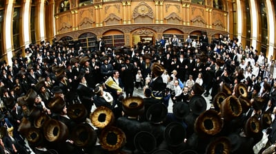 מעמד הכנסת ספר התורה בהורניסטייפול