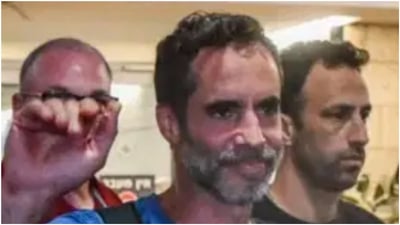 דייל ניסה לשחרר את המחבל באוויר: העדות המזעזעת מטיסת דובאי