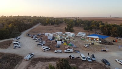 700 איש הקימו בלילה יישוב מול עזה: "ככה מנצחים"