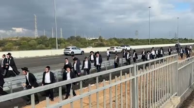 פלג הרצ"פניקים הפגינו הבוקר: פינוי האלים - הנתיבים נפתחו לתנועה