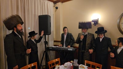 שמחת שבע ברכות לנכד האדמו"ר מניקלשבורג שליט"א | צילום: באדיבות המצלם