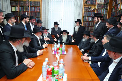 משלחת ראשי הישיבות אצל האדמו"ר מצאנז