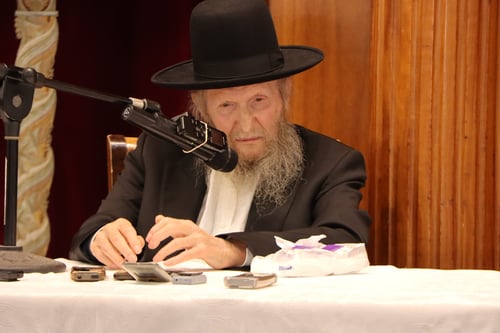56 שנה לפטירת הרב מפוניבז': כך הישיבה המעטירה ציינה את היום