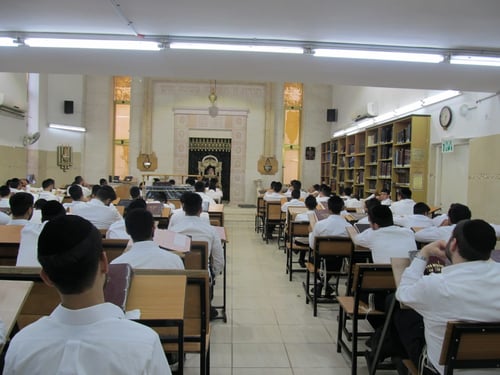 כשהמשפיע החסידי הפופולרי הרעיד את הלבבות של הבחורים הספרדים | צפו