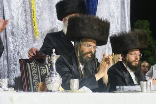 דבש מבורך וסליחות בחצר התנא האלוקי | תיעוד ממסורת של שנים ב'זוועהיל'