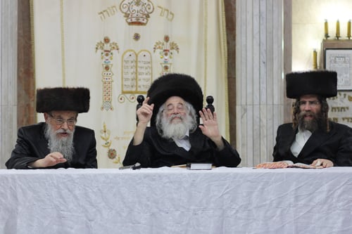 במבנה המיתולוגי | התמונות המלאות מטיש נעילת החג של חוג חתם סופר