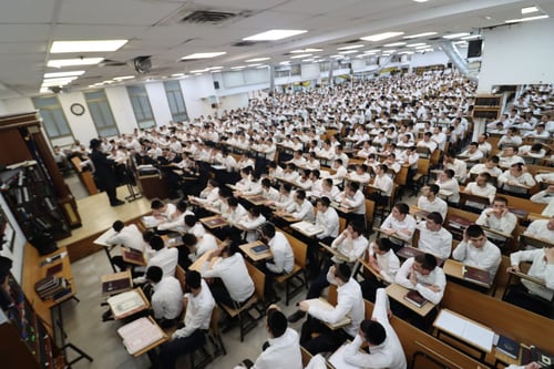 "ערב ראש השנה": רגעים מרוממים ב'תורה בתפארתה' עם הגר"ד כהן 