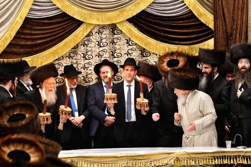 הטיש שהתלקח: לפידי האש בידי הרבי מפינסק קרלין הלהיבו את ירושלים