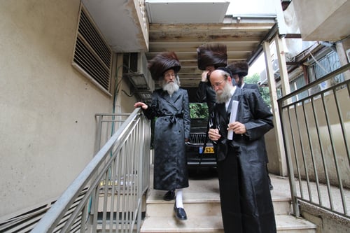 המשפיע החסידי דבק בדברי חז"ל ומילא את 'אש התורה' באמצע חג הסוכות