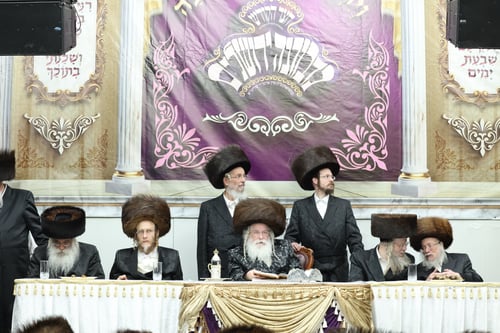 מה קיבלו הילדים במקום סוכריות? צפו בתיעוד סוחף מחצה"ק נדבורנה ירושלים