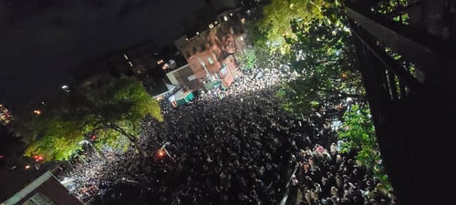 רחוב ראדני רעד: כך נחתמו חגי תשרי אצל האדמו"ר מסאטמר