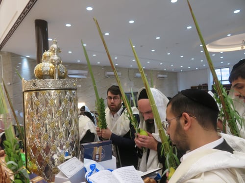 תקדים בעולם התורה: 8,200 שעות לימוד - תמורת הקפה אחת
