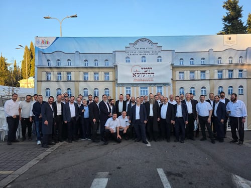כשהרב יעקב קנייבסקי מסר שיעור ב'הר המנוחות' | צפו בתיעוד