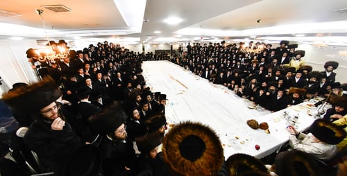 עתיקא קדישא:  זמירות שבת וחמין עם האדמו"ר מלעלוב ארה"ב 