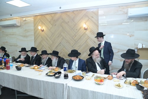 דור ההמשך של 'בית מאיר' ו'פוניבז'': שמחת בר המצווה לנינם של גדולי ישראל