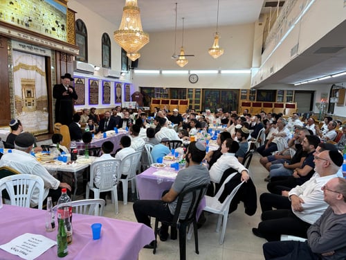 במעמד הפוסק ומזכה הרבים | תושבי גבעתיים חגגו סיום מסכת ביצה