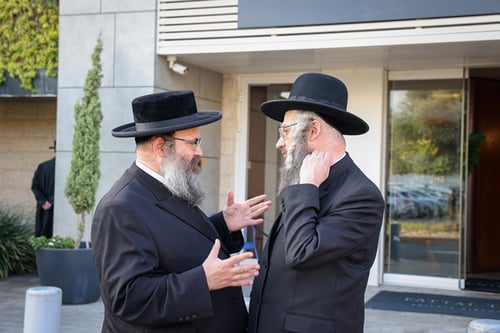 הרבי מסאטמר נחת בישראל, והצהיר - נבואת ה'ויואל משה' מתגשמת, לא נוכל לחיות תחת ממשלת השמד!