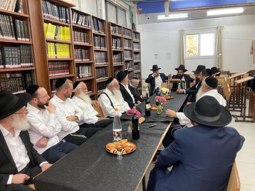 גם 'האברכים המבוגרים' בנוה יעקב יזכו לכתר תורה: כולל 'מופלגי תורה' פתח שעריו