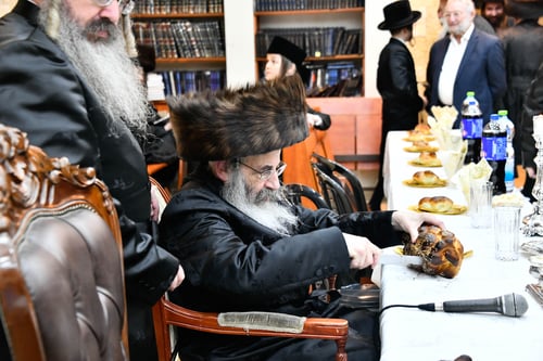 נדיר בבני ברק: פדיון הבן עם תשעה כהנים; האדמו"רים נאלצו להסתובב לחזות במעמד